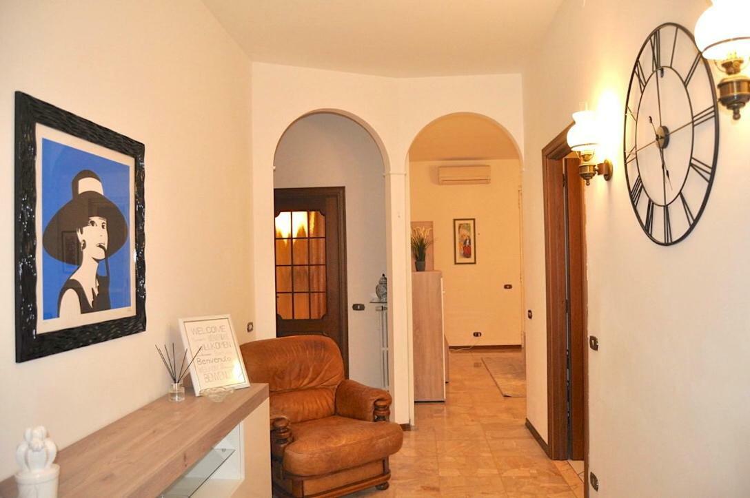 La Casa Di Sarita Apartamento Pavia Exterior foto